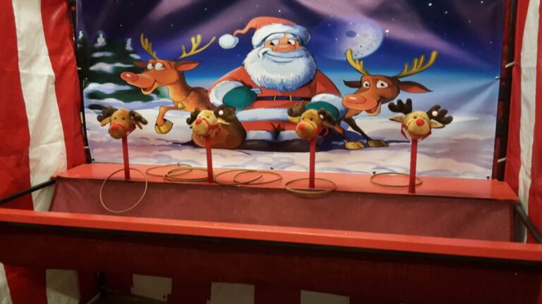 Christmas Reindeer Hoopla Side Stall Rental - Festive Ring Toss Fun