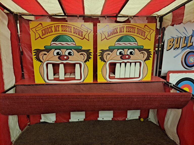 Knock Teeth Down Side Stall Rental