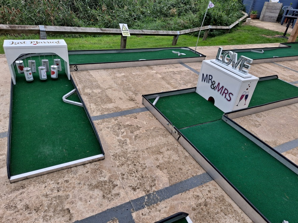 Wedding Themed Crazy Golf Rental – Romantic Mini Golf Fun for Your Special Day!