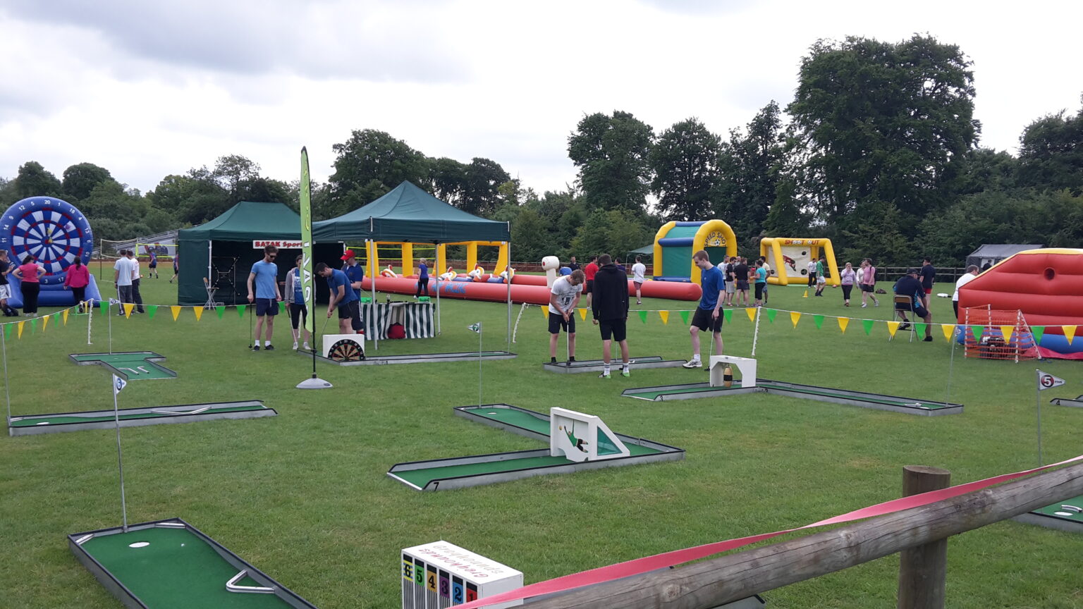 Matthews Leisure, Gloucester, Crazy Golf Hire.