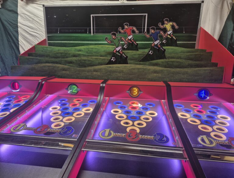 4 player Football kentuky derby racing